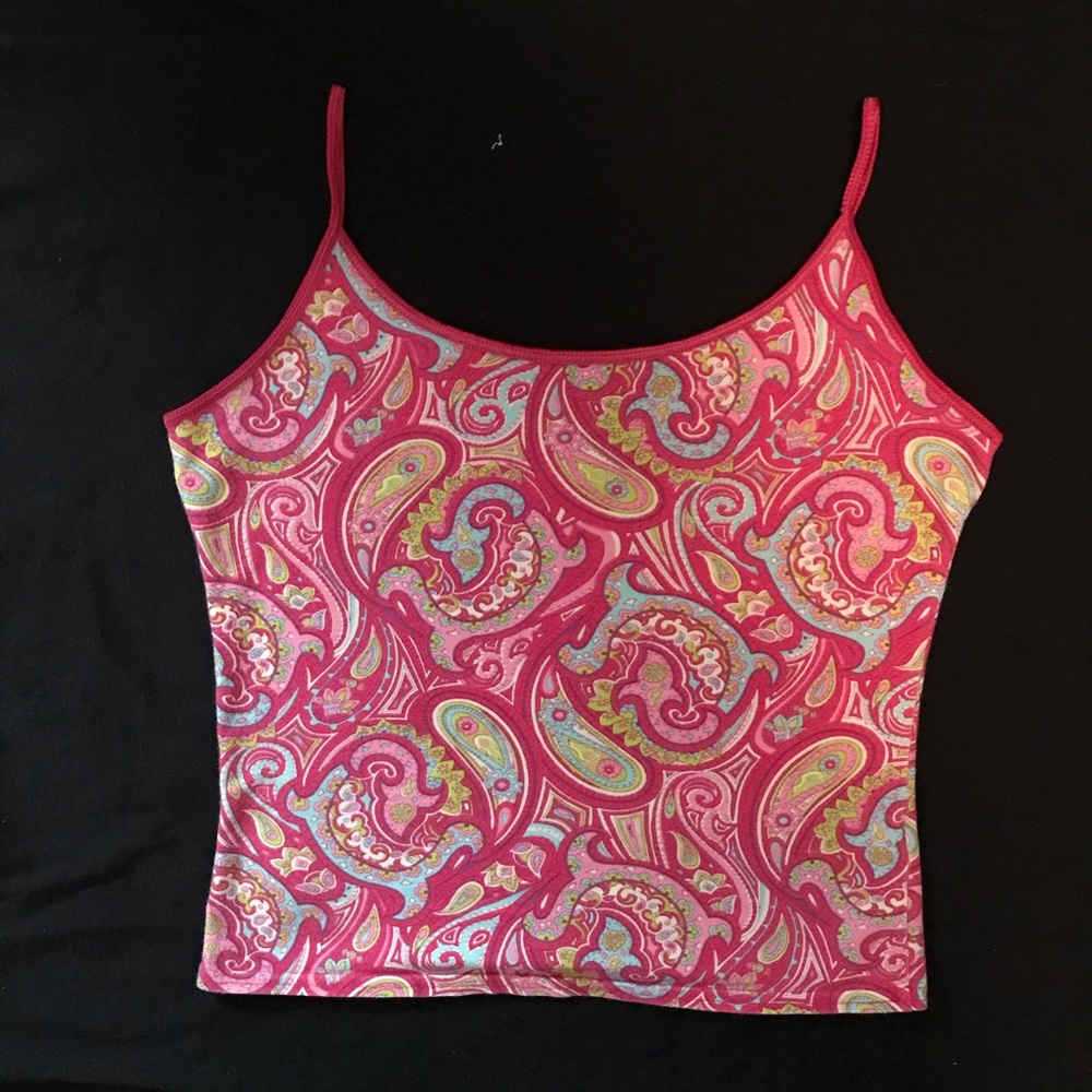 Hot Pink Paisley Tank!😍🔥🔥🔥